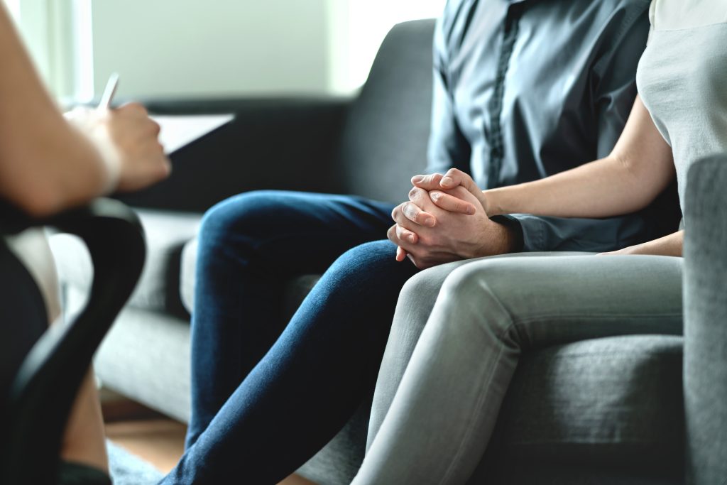 Re-evaluating Your Relationship After the Honeymoon Phase: Using CBT to Improve Communication